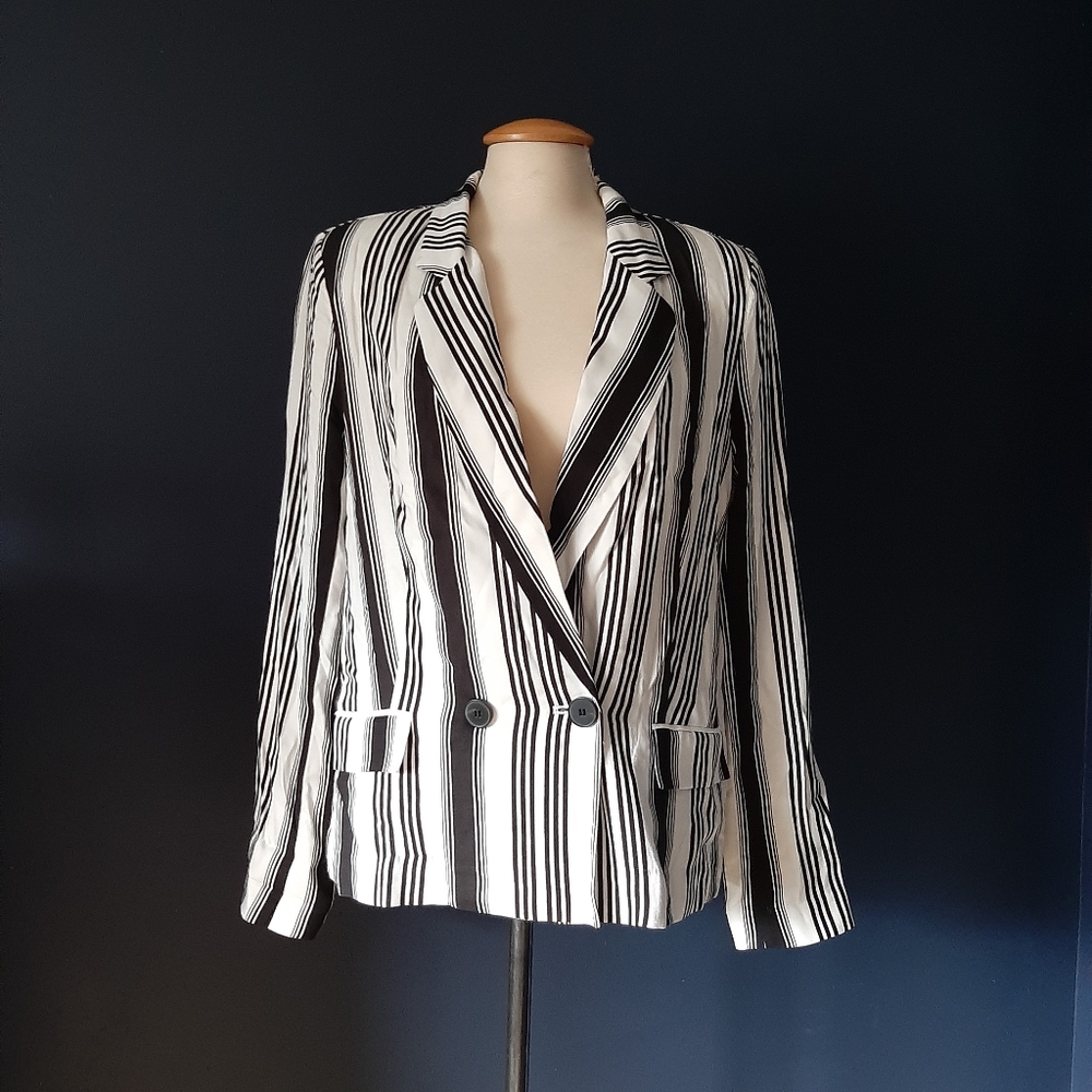 Forever  21 blazer